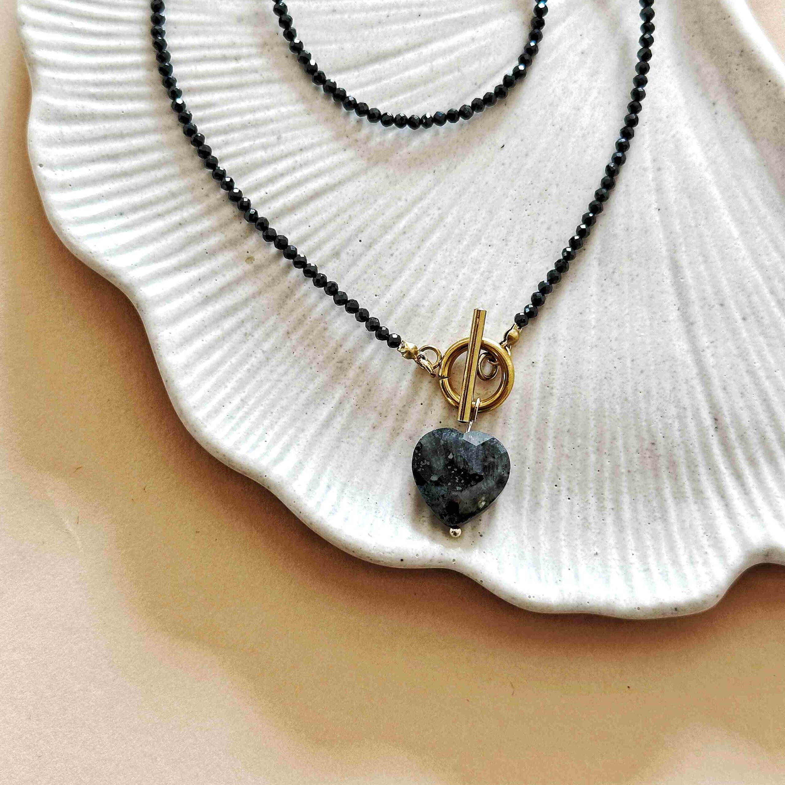 naszyjnik z kamieni naturalnych czarny turmalin