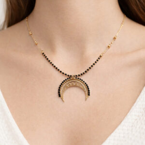Naszyjnik Lunula z czarnym turmalinem